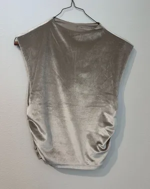 Abercrombie gold top thumbnail 1