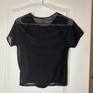 Victoria’s Secret Like New Mesh Ruched Top, Sold Out, Size Medium. thumbnail 2