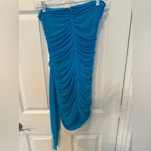 Amanda Uprichard Strapless Ruched Mini Dress in Bright Turquoise thumbnail 7