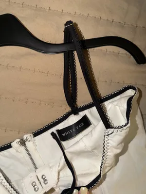 White Fox Boutique thumbnail 6