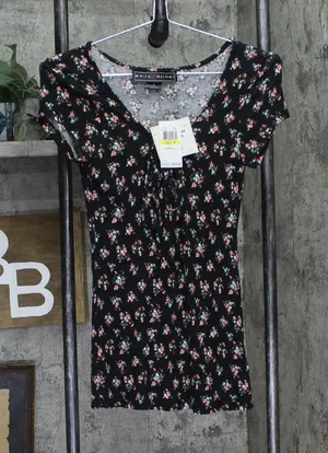 NWT Polly & Esther Juniors Knit Ribbed Tunic Tie Front Shirt Top Black Multi M thumbnail 1
