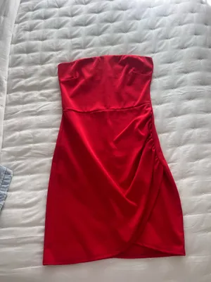 Super cute red mini dress  thumbnail 1