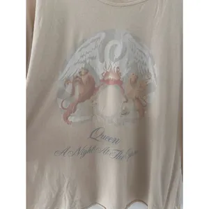 Abercrombie Soft And Collection Beige Queen Graphic Tee XL streetwear retro thumbnail 2
