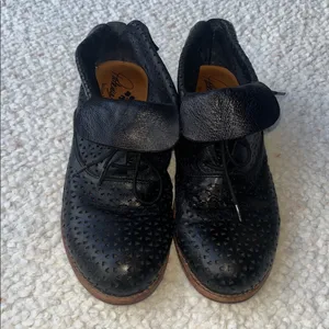 Patricia Nash Sabrina Perforated‎ Ankle Boot Italian Leather Black 7.5 thumbnail 2