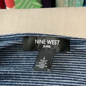 NINE West thumbnail 4