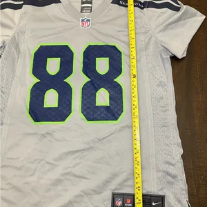 NWOT Seattle Seahawks NFL Nike On Field Women’s Jersey #88 Custom “Arnaut”-Small thumbnail 11