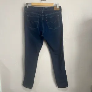 Levi's 311 Shaping Skinny Women's Jeans thumbnail 4
