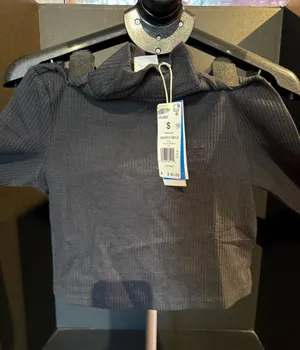 Women’s adidas cropped ribbed Mach sweatshirt size medium thumbnail 1