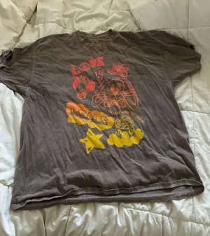 Urban Outfitters T-shirt thumbnail 1