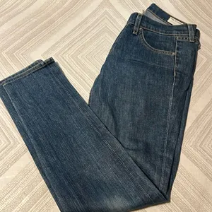 Rag & Bone Women’s Blue Wash Denim Skinny Jeans. thumbnail 1