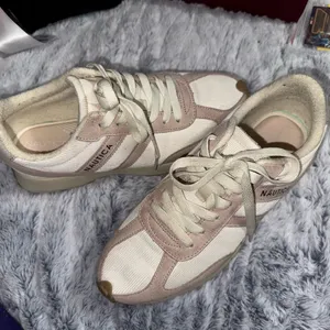 Nautica Pink Shoes thumbnail 2