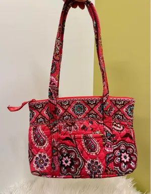 Vera Bradley Pink Shoulder Bag Zip Top Call me Coral Retired Pailsey Medallion thumbnail 1
