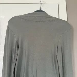 Aritzia Wilfred Grey Thermal Layering Mock Neck Sweater thumbnail 2