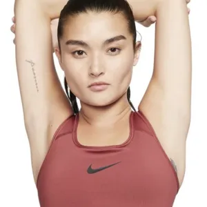 Nike Women's Sports Bra - Maroon thumbnail 1