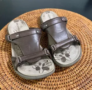 Merrell Bracken Brown Leather Slide Sandals Womens 7 J62322 Outdoor Comfort thumbnail 1