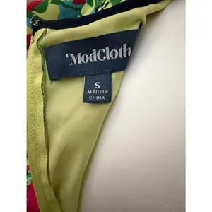 ModCloth Neon Floral V‑Neck Maxi Dress in Pink, Blue, Green, Yellow thumbnail 5