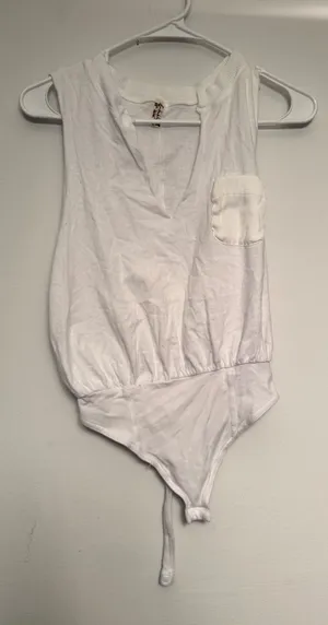 Intimately‎ Free People Womens White V-Neck Sleeveless Pocket Bodysuit Small thumbnail 1