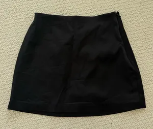 Abercrombie Scarlett black satin mini skort thumbnail 4