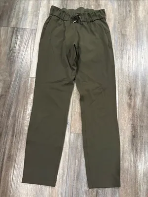 Lululemon On the Fly 7/8 Pant Size 2 Dark Olive Green Luxtreme Drawstring Pants thumbnail 3