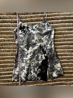 Vintage Y2K Victoria's Secret Black and toile White Floral Lace nightie thumbnail 11