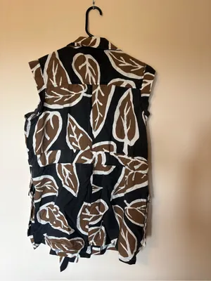 Who What Wear Black Brown Leaf-Print Sleeveless vest and short set thumbnail 8