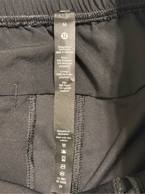 Lululemon Women’s Medium Black Joggers Pockets Athleisure “Zillow” logo thumbnail 3