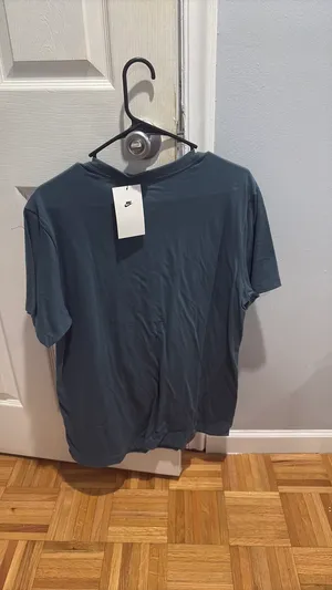 Nike Tee Shirt thumbnail 2