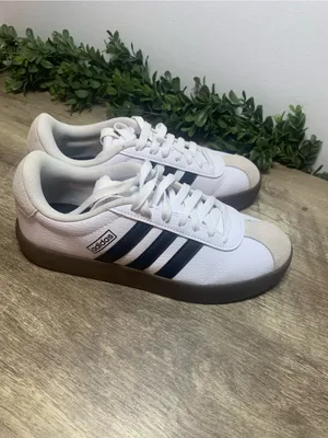 Adidas Womens White & Navy VL Court Shoe size 6.5 thumbnail 3
