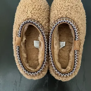 New UGG Tasman Maxi Curly Slipper Chestnut thumbnail 6