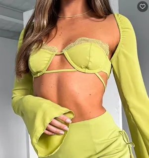 White Fox Boutique Crop Long Sleeve thumbnail 1