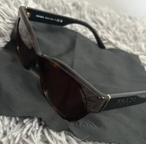 Prada Cat Eye Sunglasses thumbnail 4