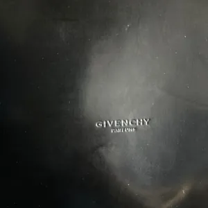 Givenchy Parfum Open Top Polished
Polyurethane Tote Bag Black thumbnail 3