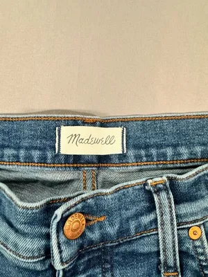 Madewell | 31 | Mid Rise Kickout Jeans thumbnail 6