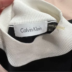 Calvin‎ Klein Ribbed Color Block Sleeveless Black White Mock Neck Top thumbnail 6