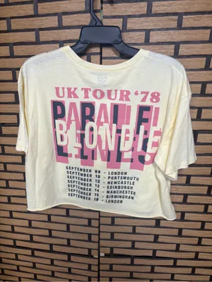 No boundaries Blondie yellow crop tee size medium thumbnail 2