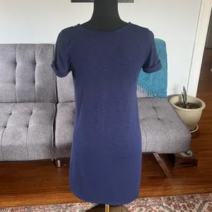 Lilly Pulitzer embroidered neckline V neck dress. Size XS thumbnail 3