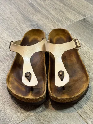 Birkenstock Women's Gizeh Light Gold Cork Sandals Size 40 US 9.5 Casual Summer thumbnail 2