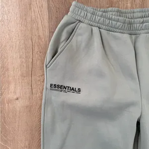 DR Essentials Light Green Sweatpants Gray Size XL thumbnail 2