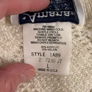 🧶 Vintage Amana Woolen Mill White Knit Button Front Sweater Vest | Size L thumbnail 3
