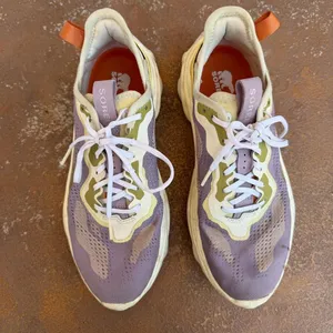 Sorel purple Kinetic Breakthru Day Lace trainers sz US 9 women / in great condition thumbnail 4