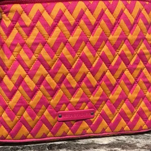 Vera Bradley Pink and Orange Cosmetic Bag with Quilted Design thumbnail 8