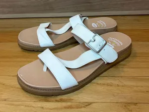Dr. Scholl's Sustainable Comfort Island Dream White Strappy Sandals - Size 6.5 thumbnail 1
