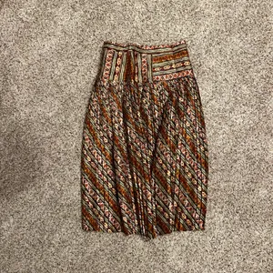 Fall Color Pleated Skirt Orange Size 0 thumbnail 2