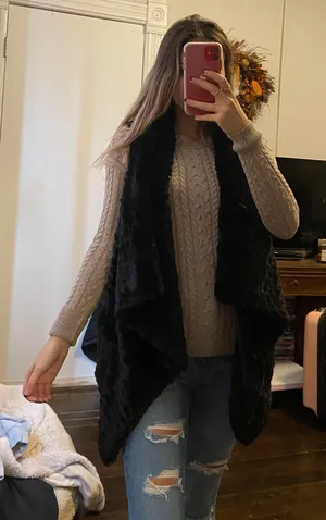 Black Fur Vest  thumbnail 1