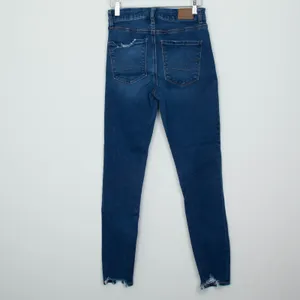 American Eagle Super Hi-Rise Skinny‎ Jeans Womens 2 Blue Distressed Frayed Hem thumbnail 5
