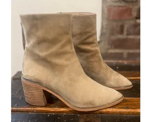 Steve Madden Amber Western Boots 7.5 Beige Metal Detail Boho thumbnail 2