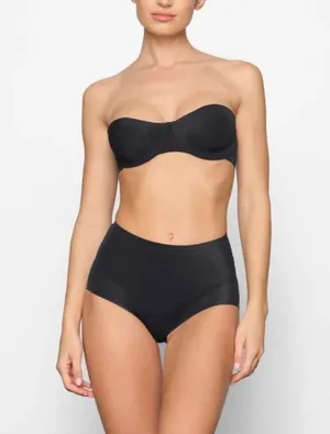 SKIMS Smoothing Strapless Bra NWT 34D thumbnail 2