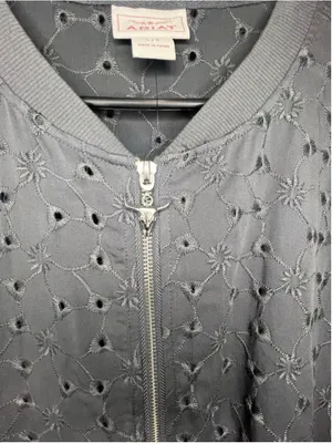 NWT Ariat Grey Eyelet Cut Out Embroidered Zip Up Lightweight Western Bomber Jack thumbnail 5