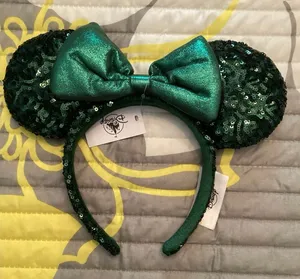 NWT Disney Parks Emerald Green Sequins Minnie Mouse Ears Headband thumbnail 1