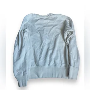 Peloton Cream Crewneck Sweatshirt Women's Size M Cozy Athleisure thumbnail 3